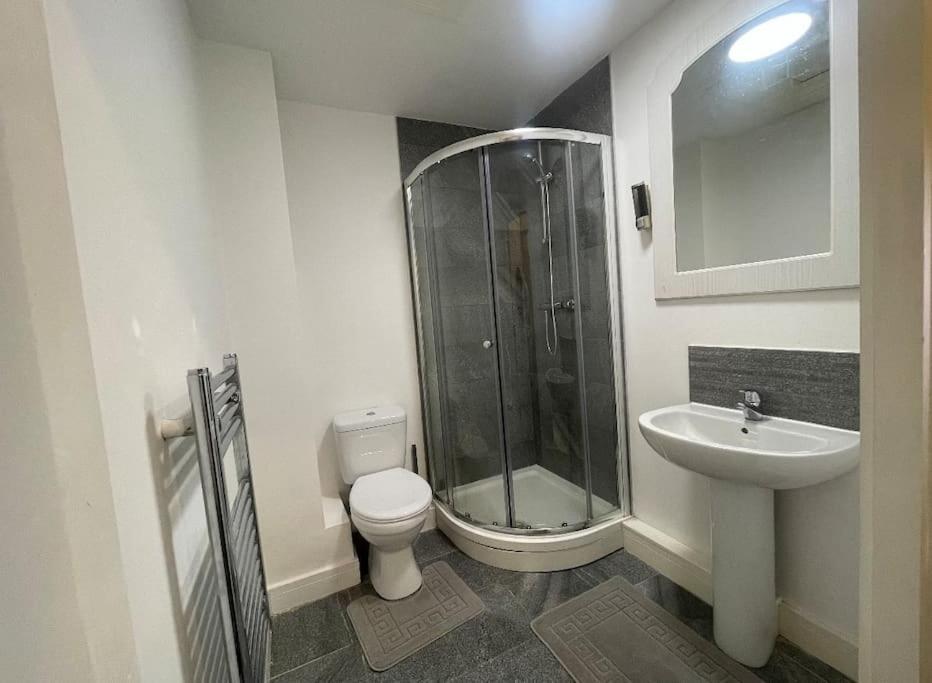 맨체스터 Modern 2-Bed Flat In Salford 아파트 외부 사진